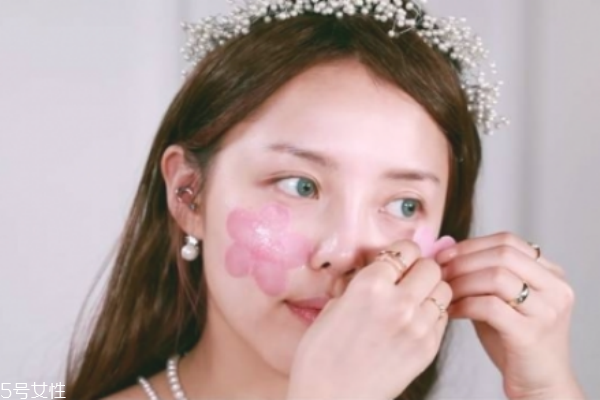 和男朋友約會(huì)化什么妝好看 直男最愛妝容 和男朋友約會(huì)化什么妝好看 直男最愛妝容