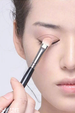 和男朋友約會(huì)化什么妝好看 直男最愛妝容 和男朋友約會(huì)化什么妝好看 直男最愛妝容