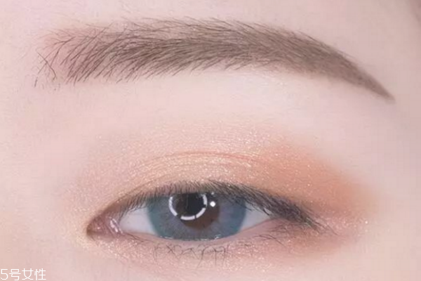 網(wǎng)紅妝怎么化 網(wǎng)紅妝步驟畫(huà)法 網(wǎng)紅妝怎么化 網(wǎng)紅妝步驟畫(huà)法