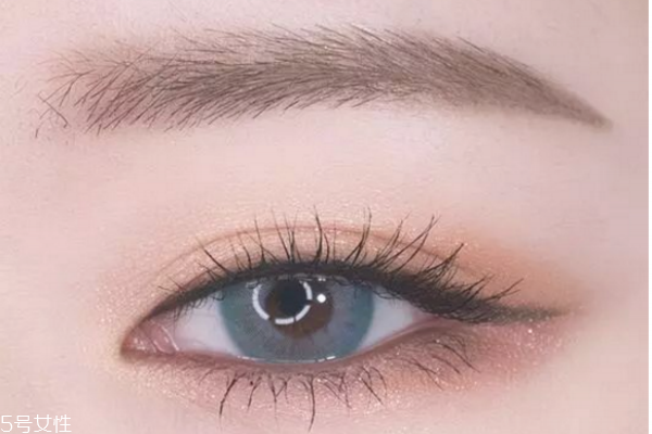 網(wǎng)紅妝怎么化 網(wǎng)紅妝步驟畫(huà)法 網(wǎng)紅妝怎么化 網(wǎng)紅妝步驟畫(huà)法