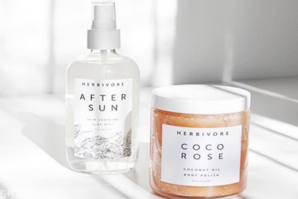 herbivore玫瑰椰子身體磨砂膏多少錢 小眾身體護(hù)膚 herbivore玫瑰椰子身體磨砂膏多少錢 小眾身體護(hù)膚