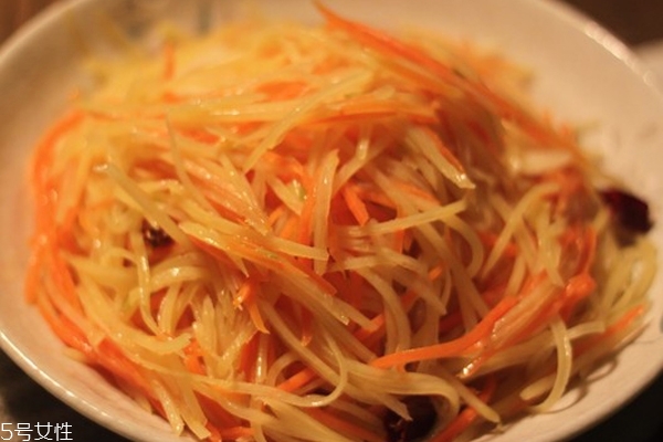 胡蘿卜為什么甜 因為它富含糖類 胡蘿卜為什么甜 因為它富含糖類