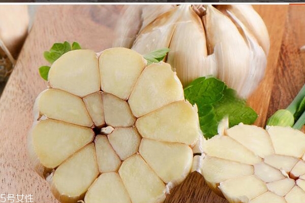 大蒜怎么長期保存 四個方法教給你 大蒜怎么長期保存 四個方法教給你