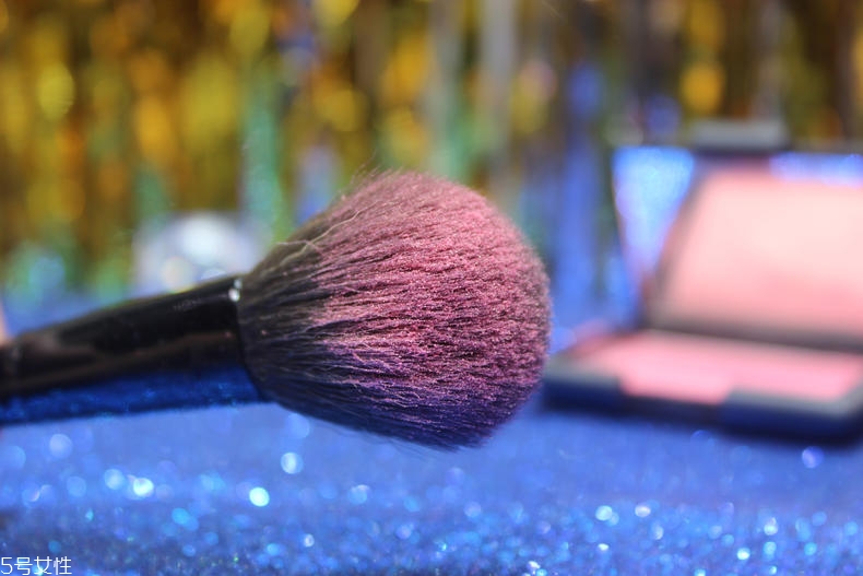 nars腮紅哪個顏色好看 日常妝不能缺少這3個色 nars腮紅哪個顏色好看 日常妝不能缺少這3個色