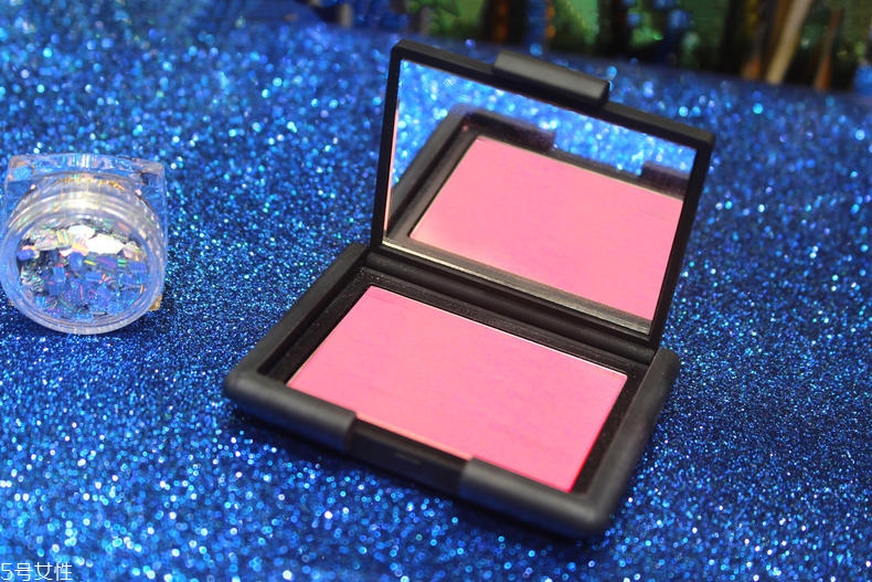 nars腮紅哪個顏色好看 日常妝不能缺少這3個色 nars腮紅哪個顏色好看 日常妝不能缺少這3個色