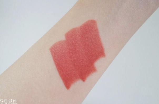 秋冬口紅哪個(gè)顏色好看 秋冬口紅色號(hào)推薦 秋冬口紅哪個(gè)顏色好看 秋冬口紅色號(hào)推薦