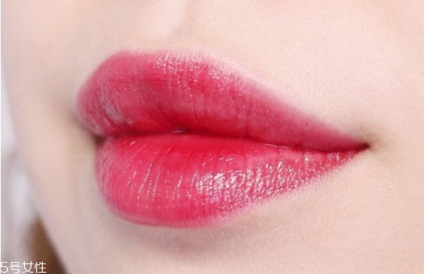 秋冬口紅哪個(gè)顏色好看 秋冬口紅色號(hào)推薦 秋冬口紅哪個(gè)顏色好看 秋冬口紅色號(hào)推薦