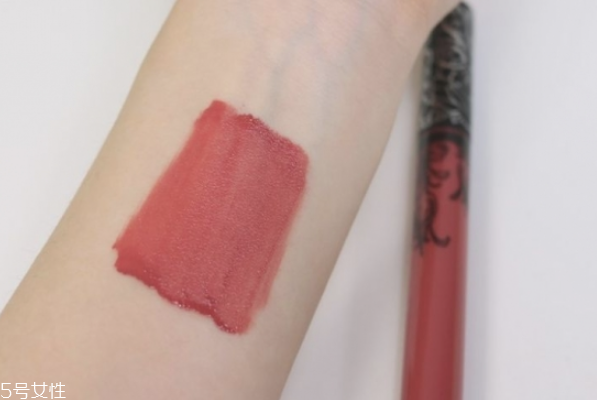 秋冬口紅哪個(gè)顏色好看 秋冬口紅色號(hào)推薦 秋冬口紅哪個(gè)顏色好看 秋冬口紅色號(hào)推薦