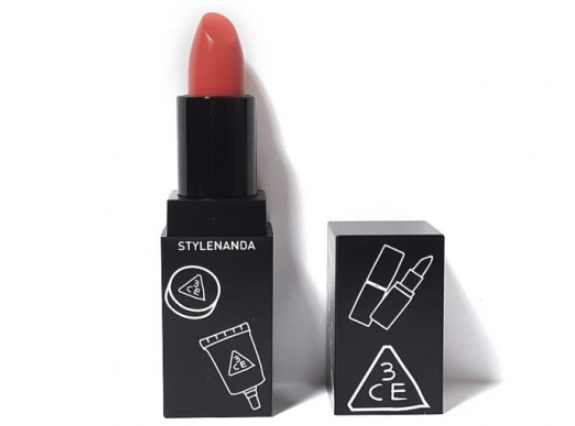 秋冬口紅哪個(gè)顏色好看 秋冬口紅色號(hào)推薦 秋冬口紅哪個(gè)顏色好看 秋冬口紅色號(hào)推薦