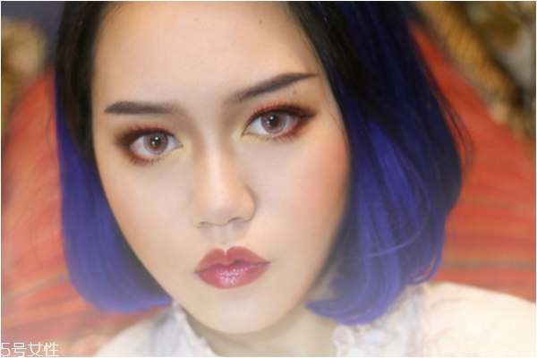 復(fù)古妝怎么畫(huà) 復(fù)古妝容教程