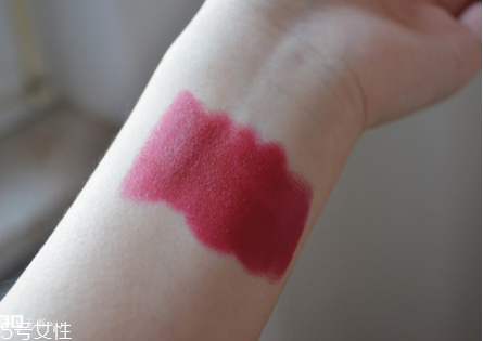 復(fù)古色是什么顏色 復(fù)古色口紅色號推薦 復(fù)古色是什么顏色 復(fù)古色口紅色號推薦