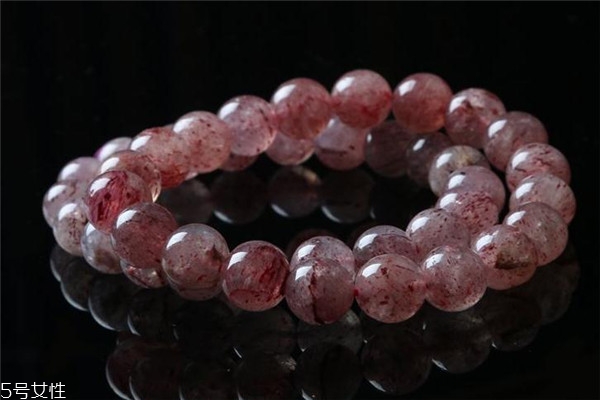 草莓晶和粉晶哪個(gè)好 各自優(yōu)點(diǎn)不同 草莓晶和粉晶哪個(gè)好 各自優(yōu)點(diǎn)不同