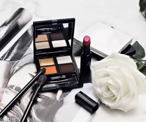 養(yǎng)膚的粉底液推薦 從平價(jià)到貴婦的底妝 養(yǎng)膚的粉底液推薦 從平價(jià)到貴婦的底妝