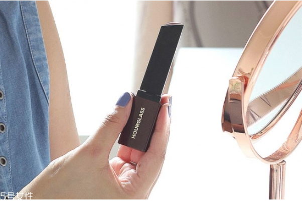 適合秋冬用的粉底液有哪些 秋冬粉底液推薦 適合秋冬用的粉底液有哪些 秋冬粉底液推薦