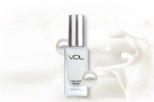 提亮液可以當(dāng)隔離霜嗎 提亮液的三種使用順序 提亮液可以當(dāng)隔離霜嗎 提亮液的三種使用順序