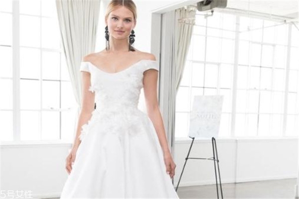 marchesa是什么品牌 禮服首選它 marchesa是什么品牌 禮服首選它