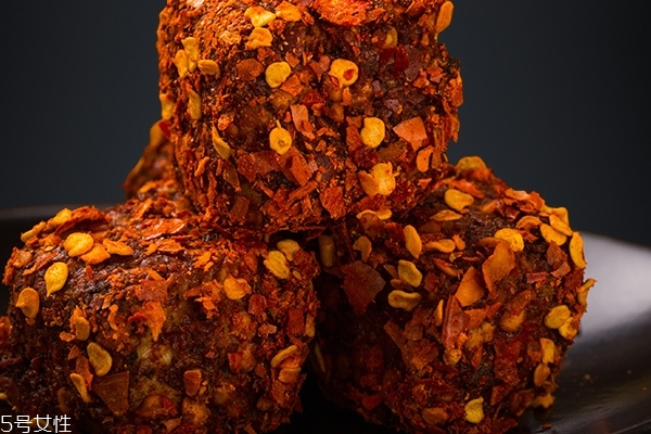 腐乳是哪里的特產(chǎn) 江浙一帶很有名 腐乳是哪里的特產(chǎn) 江浙一帶很有名