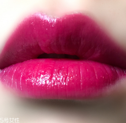 阿瑪尼紅管504適合黃皮嗎 阿瑪尼紅管504價(jià)格 阿瑪尼紅管504適合黃皮嗎 阿瑪尼紅管504價(jià)格