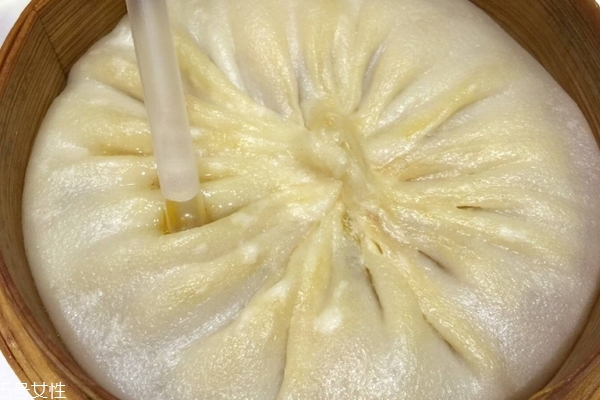 湯包可以用餃子皮嗎 可以這樣做 湯包可以用餃子皮嗎 可以這樣做