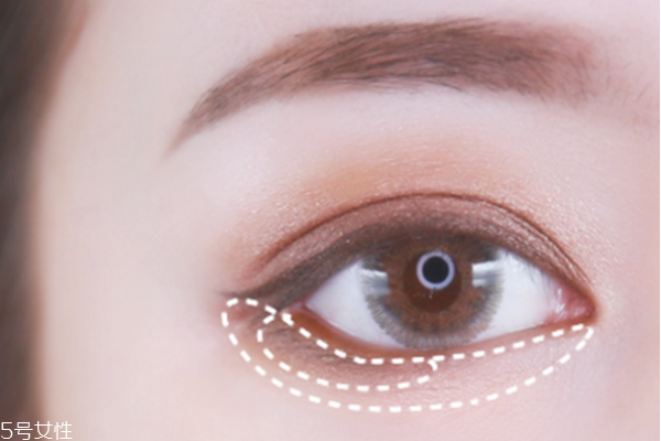 漸層眼影的畫法 漸層眼影畫法步驟圖 漸層眼影的畫法 漸層眼影畫法步驟圖