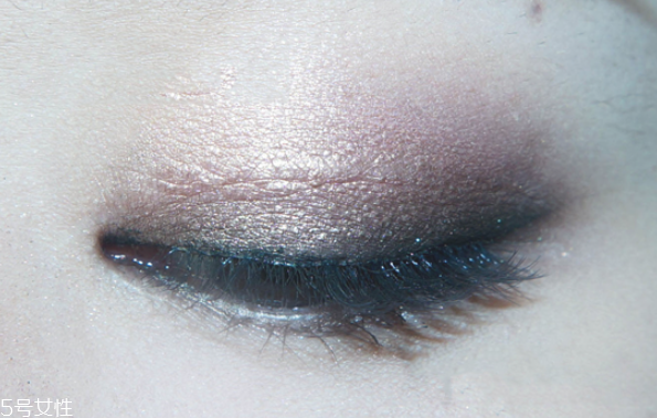 漸層眼影的畫法 漸層眼影畫法步驟圖 漸層眼影的畫法 漸層眼影畫法步驟圖