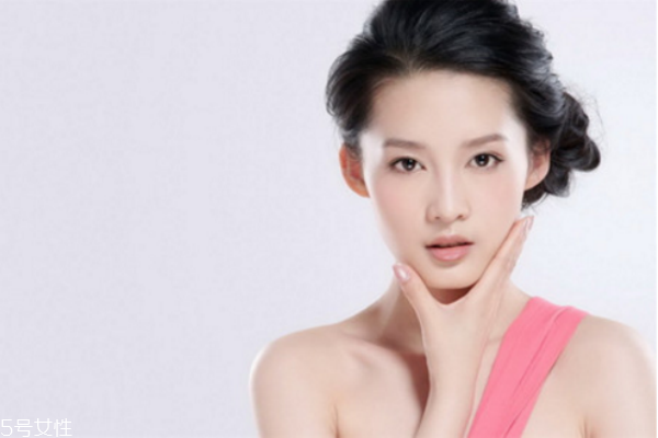 秋冬換季，你要注意的肌膚問題