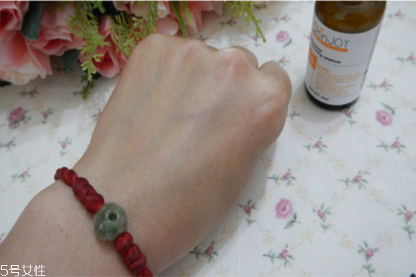 秋冬換季，皮膚過敏問題不容忽視