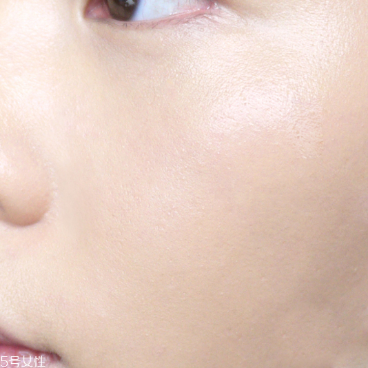 za粉底液適合什么膚質(zhì) 不干不油不卡粉 za粉底液適合什么膚質(zhì) 不干不油不卡粉