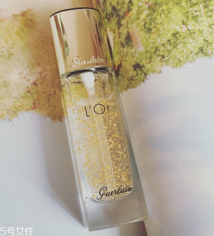 嬌蘭妝前乳和cpb隔離哪個(gè)好 兩款?yuàn)y前對比 嬌蘭妝前乳和cpb隔離哪個(gè)好 兩款?yuàn)y前對比