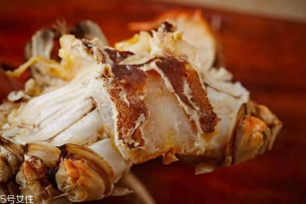 母大閘蟹腿上有毛嗎 只在前邊兩條腿上有細細的絨毛 母大閘蟹腿上有毛嗎 只在前邊兩條腿上有細細的絨毛