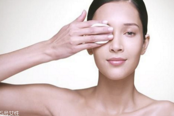 卸妝油要乳化嗎 卸妝油要乳化多久 卸妝油要乳化嗎 卸妝油要乳化多久