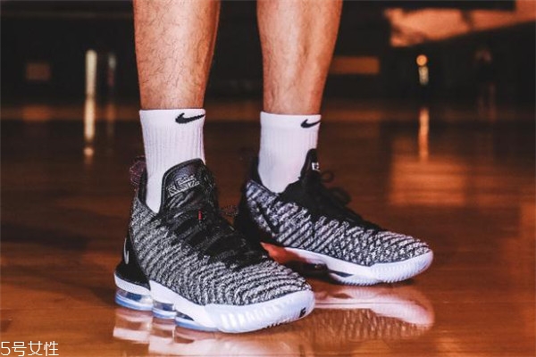 nike lebron 16詹姆斯16實(shí)戰(zhàn)測評 很有看點(diǎn)