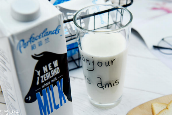 柏菲蘭牛奶怎么樣 新西蘭網(wǎng)紅奶來襲 柏菲蘭牛奶怎么樣 新西蘭網(wǎng)紅奶來襲