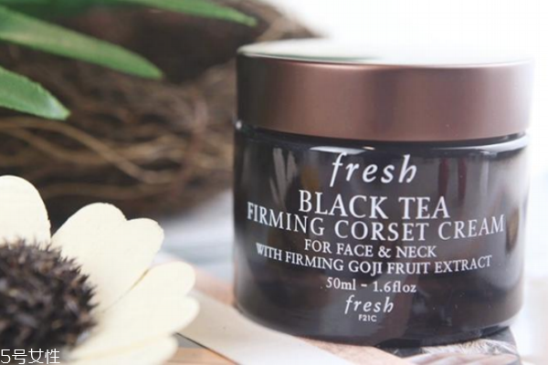 馥蕾詩(shī)緊身衣面霜怎么樣 給臉?biāo)軅€(gè)形 馥蕾詩(shī)緊身衣面霜怎么樣 給臉?biāo)軅€(gè)形