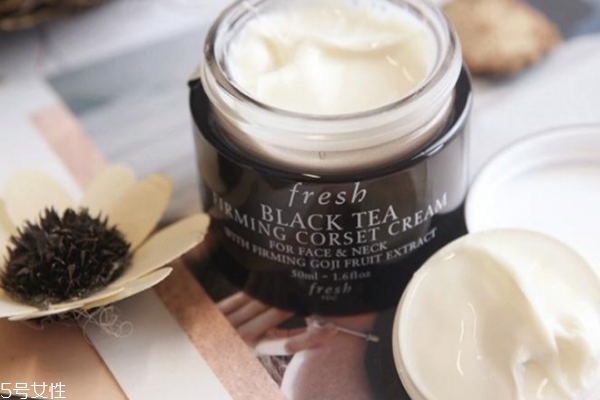 馥蕾詩(shī)緊身衣面霜怎么樣 給臉?biāo)軅€(gè)形 馥蕾詩(shī)緊身衣面霜怎么樣 給臉?biāo)軅€(gè)形