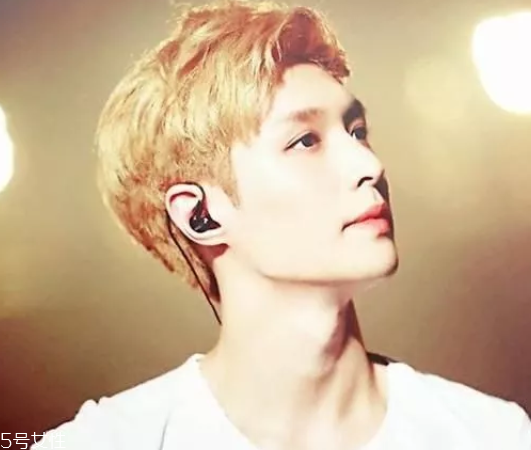 2019男生流行什么發(fā)色 讓你一秒擺脫土味 2019男生流行什么發(fā)色 讓你一秒擺脫土味