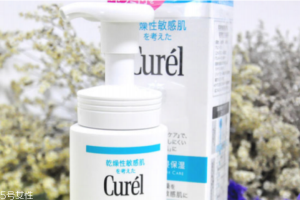 珂潤(rùn)洗面奶和芙麗芳絲哪個(gè)好 珂潤(rùn)洗面奶保質(zhì)期 珂潤(rùn)洗面奶和芙麗芳絲哪個(gè)好 珂潤(rùn)洗面奶保質(zhì)期