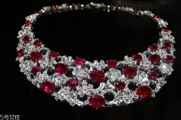 紅寶石項(xiàng)鏈多少錢 價格差異很大