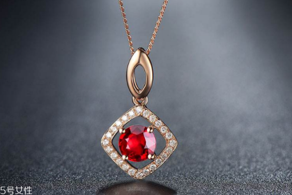 紅寶石項(xiàng)鏈多少錢 價格差異很大