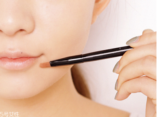 哪個(gè)牌子的遮瑕膏好用 遮瑕可以很簡(jiǎn)單 哪個(gè)牌子的遮瑕膏好用 遮瑕可以很簡(jiǎn)單