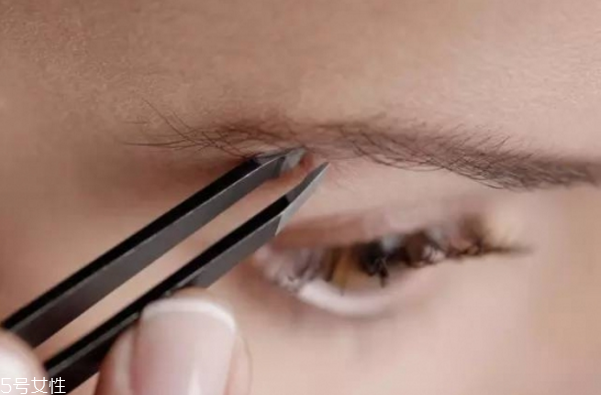 哪個(gè)牌子的遮瑕膏好用 遮瑕可以很簡(jiǎn)單 哪個(gè)牌子的遮瑕膏好用 遮瑕可以很簡(jiǎn)單