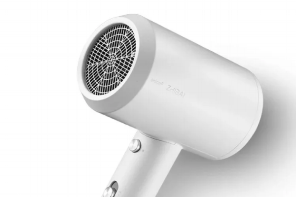 吹風(fēng)機哪個牌子好 10款真正平價又不輸大牌的好物 吹風(fēng)機哪個牌子好 10款真正平價又不輸大牌的好物