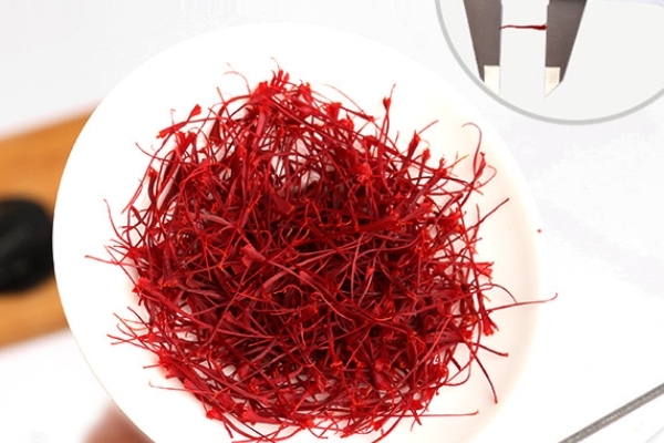 藏紅花為什么月經(jīng)期不能喝 有化淤功效 藏紅花為什么月經(jīng)期不能喝 有化淤功效