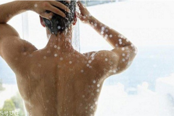 男性洗澡正確方法 有效健康養(yǎng)生秘籍 男性洗澡正確方法 有效健康養(yǎng)生秘籍