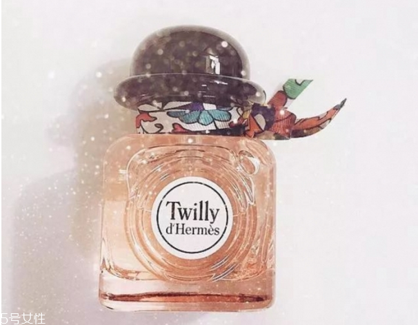 適合夏天的香水有哪些 適合年輕女孩的香水 適合夏天的香水有哪些 適合年輕女孩的香水