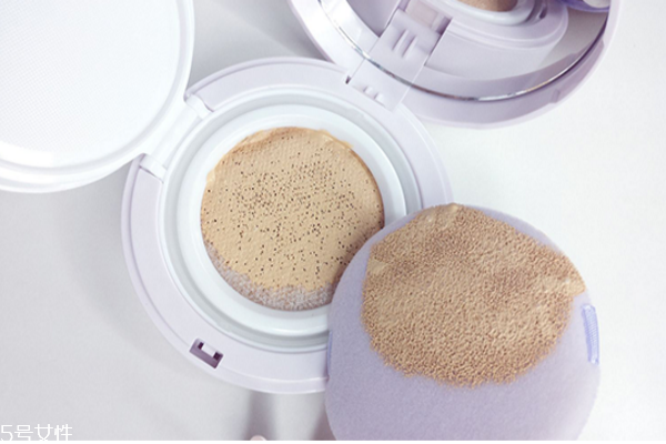 粉底霜太干了怎么辦 使用粉底霜需注意 粉底霜太干了怎么辦 使用粉底霜需注意