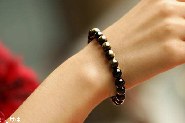 金曜石和黑曜石哪個(gè)好 前者功能更強(qiáng)大 金曜石和黑曜石哪個(gè)好 前者功能更強(qiáng)大