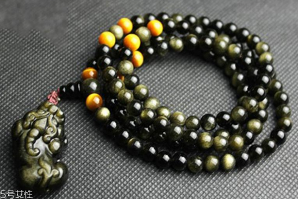 金曜石可以戴著睡覺嗎 取下比較好 金曜石可以戴著睡覺嗎 取下比較好