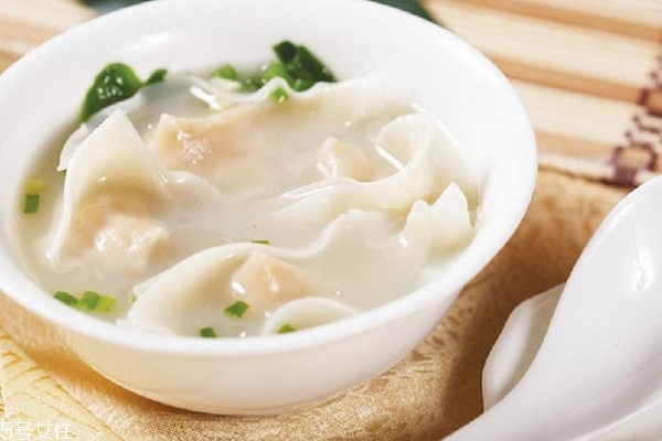 餛飩要煮多久 五分鐘就熟了 餛飩要煮多久 五分鐘就熟了