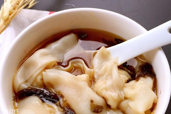 餛飩能放多久 冷凍可以放三個(gè)月 餛飩能放多久 冷凍可以放三個(gè)月